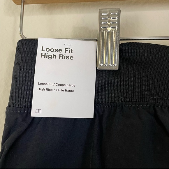 NWT Nike Black Faux Fur‎ High Rise Loose Fit Pants Size Medium - Picture 8 of 12